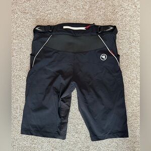 Endura Biking/Hiking Shorts Women's